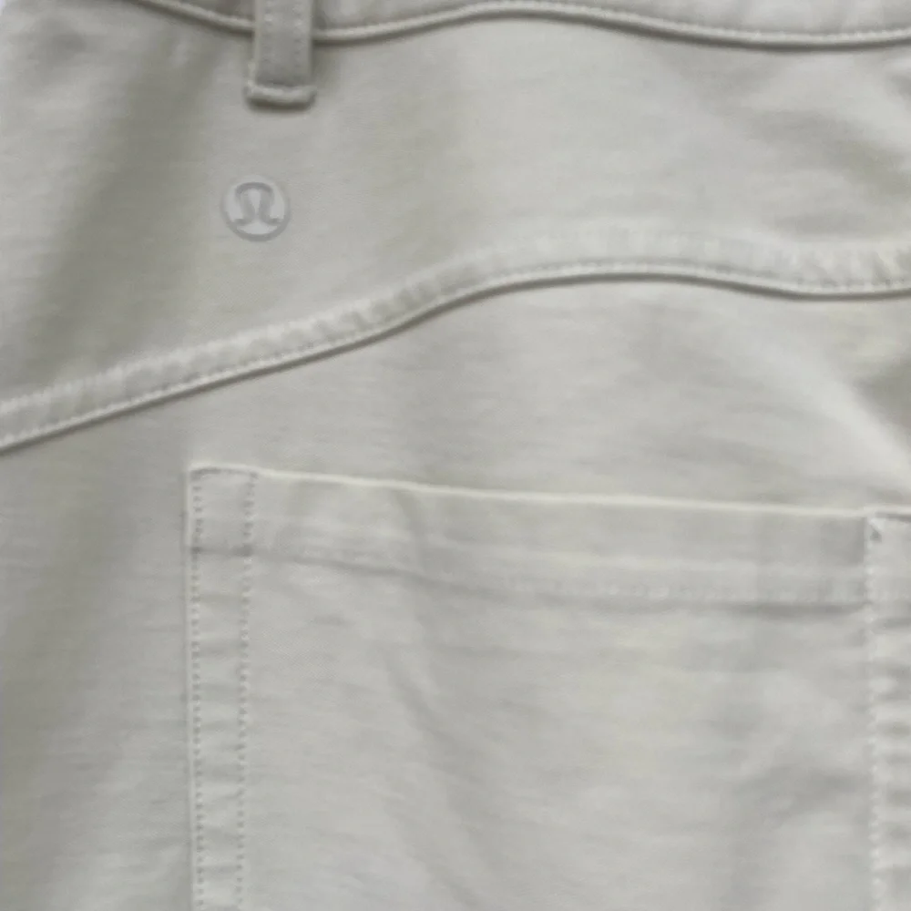 lululemon LIKE NEW City Sleek Wide Leg Pants in Ivory - Size 31